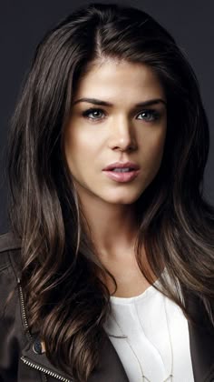 TÉLÉCHARGER CHIRA BRUNETTE